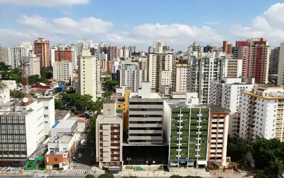 mercado de imóveis, setor imobiliário, venda de propriedades