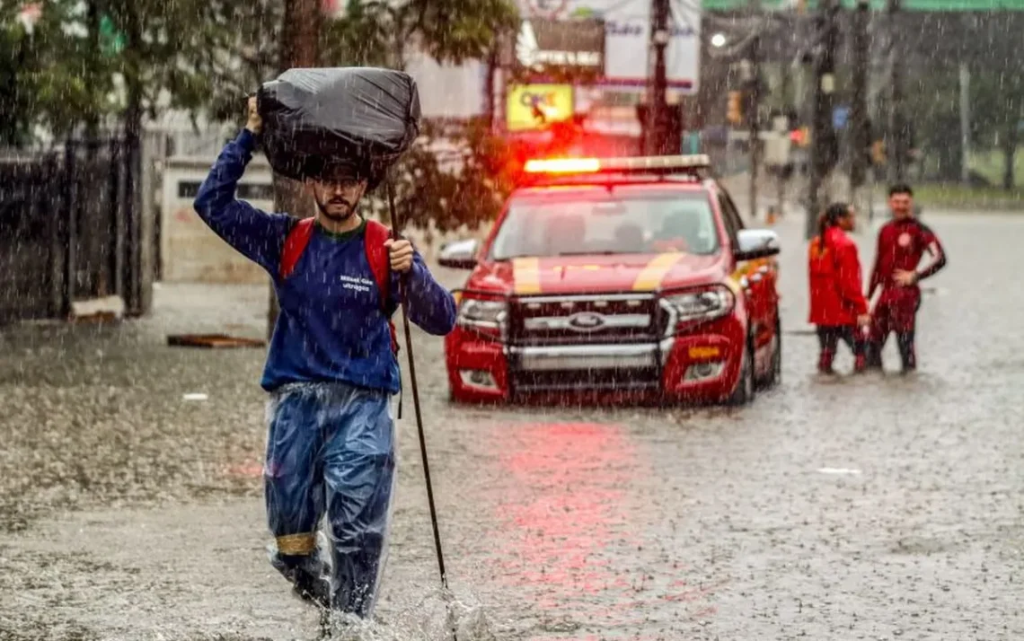 tempestades, precipitações, pluvias;