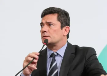 ex-juiz, Sérgio Moro, Moro, ministro, da Justiça, e da Segurança Pública;