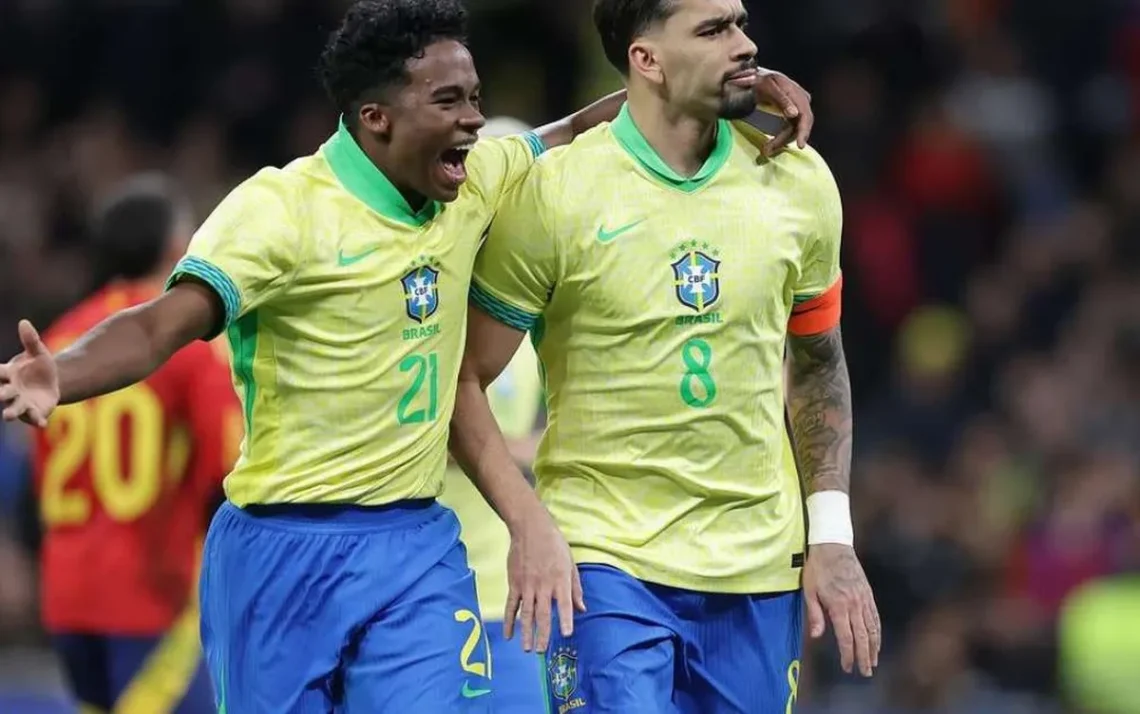 Seleção, Canarinho, amarelinha;