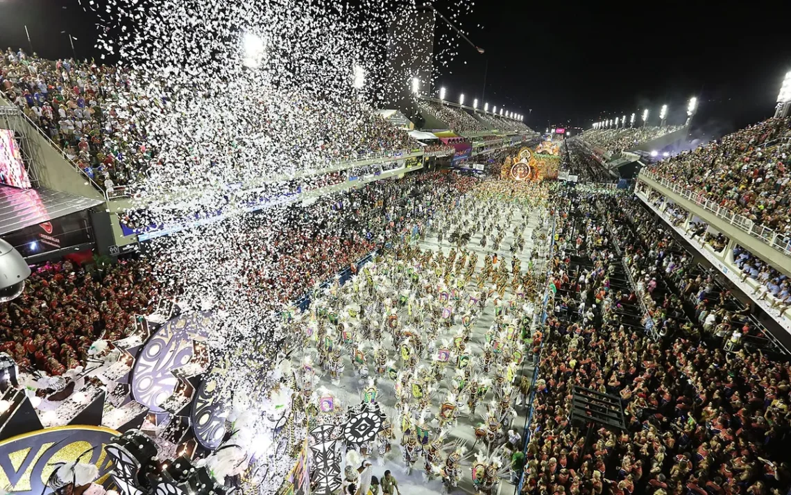 desfiles, de Carnaval, agremiações, escolas, de samba;