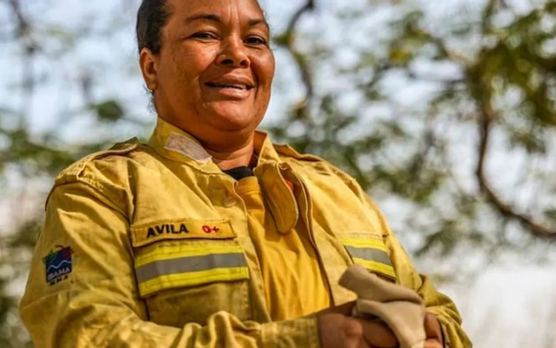 combatente, de-incêndios, bombeiro, voluntário, socorrista;