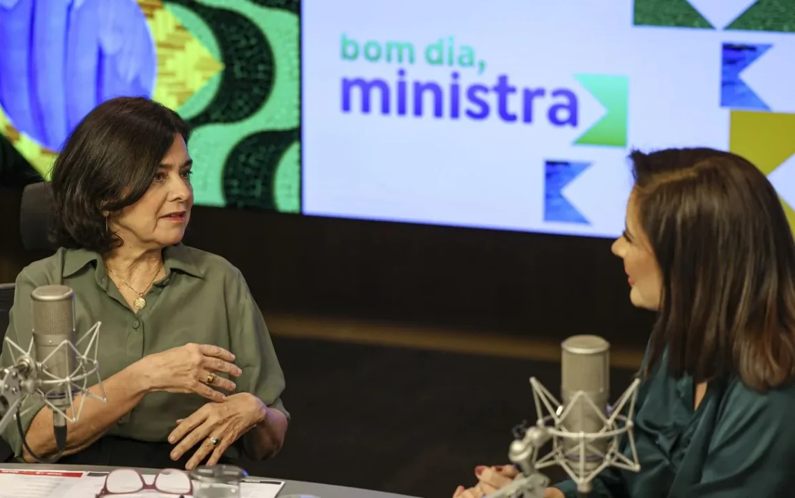 Ministra, da Saúde, Nísia, Trindade, imunização, infantil;