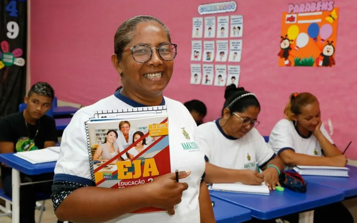 Pacto, Nacional pela, Superação do, Analfabetismo e, Qualificação da, Educação de, Jovens e, Adultos;