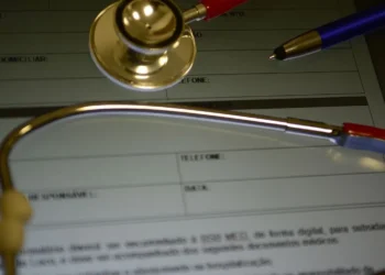 convenções médicas, seguros de saúde;