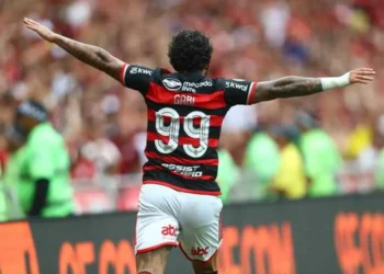 jogador, atleta, futebolista;