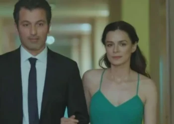 Noivado de Bahar e Arif acaba na novela 'Força de Mulher' no capítulo de segunda-feira 13 de janeiro de 2025. Foto: Divulgação, Record / Purepeople - Todos os direitos: @ Terra