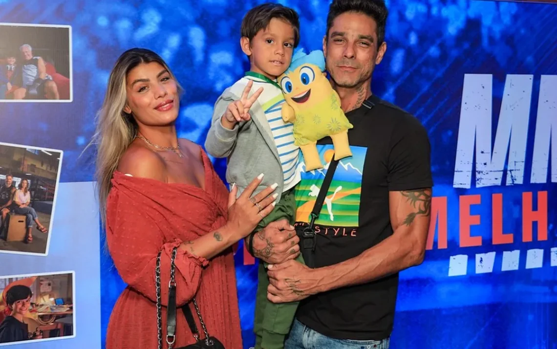 filho, filho único, filho único, filho de pai solteiro, filho de mãe solteira, filho de casais separados, filho de casais divorciados, filho de casais que se separam, filho de casais que se divorciam, filho de casais que têm problemas;